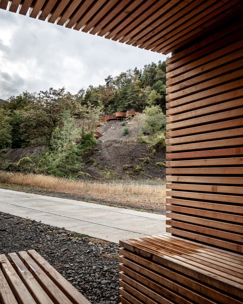 Chemin des Carrières by Reiulf Ramstad Arkitekter