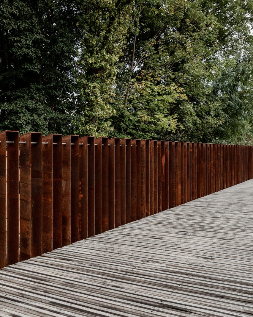 Chemin des Carrières by Reiulf Ramstad Arkitekter