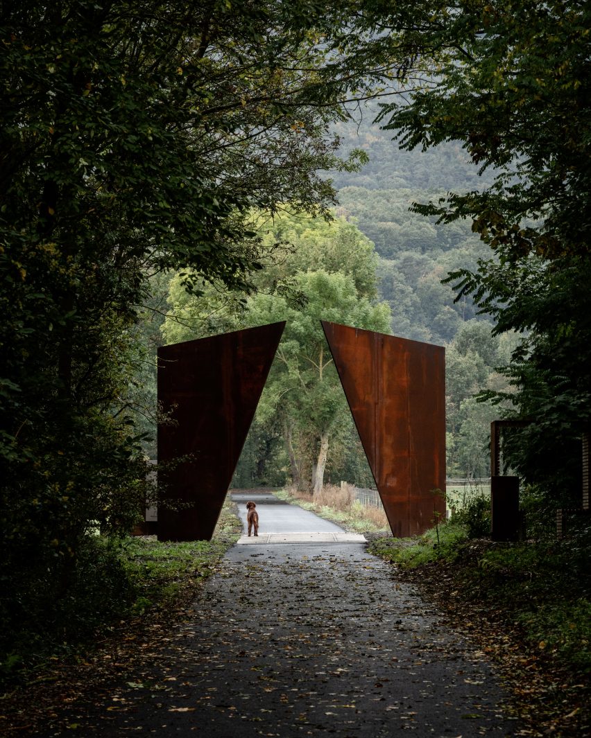 Chemin des Carrières by Reiulf Ramstad Arkitekter