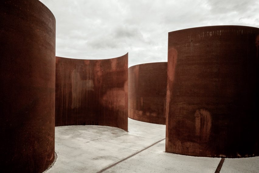 Chemin des Carrières by Reiulf Ramstad Arkitekter