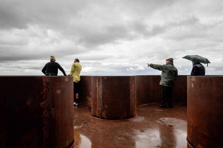 Chemin des Carrières by Reiulf Ramstad Arkitekter