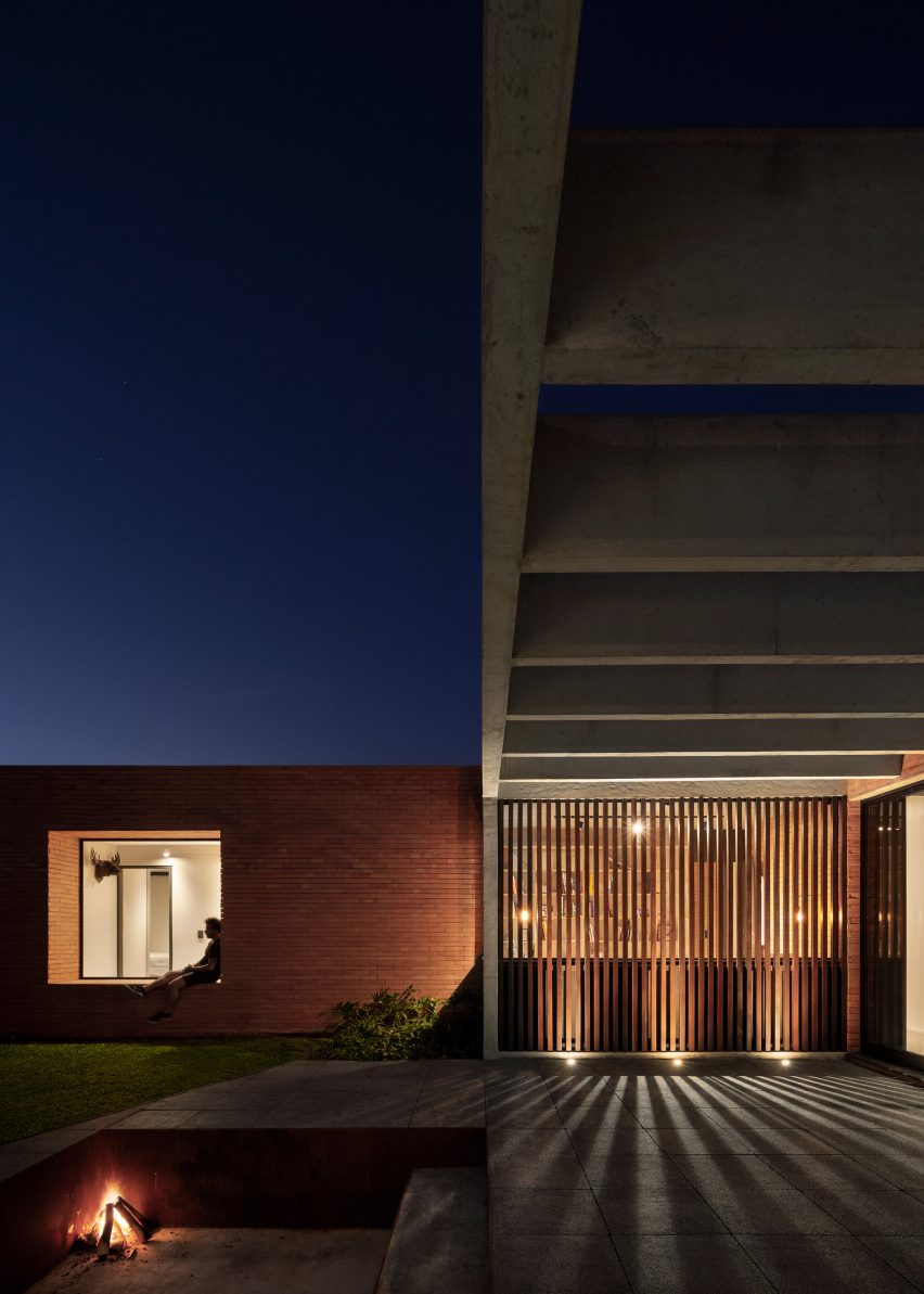 Courtyard House​ by Bernardo Richter