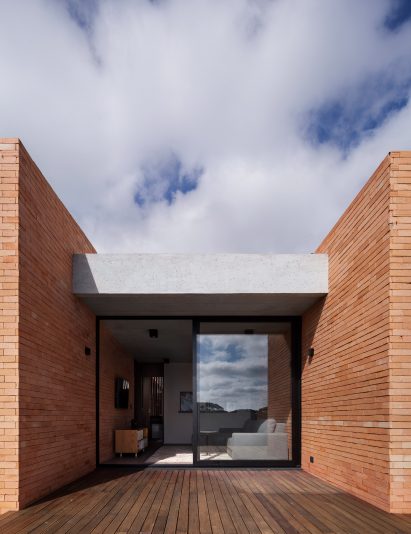 Courtyard House​ by Bernardo Richter