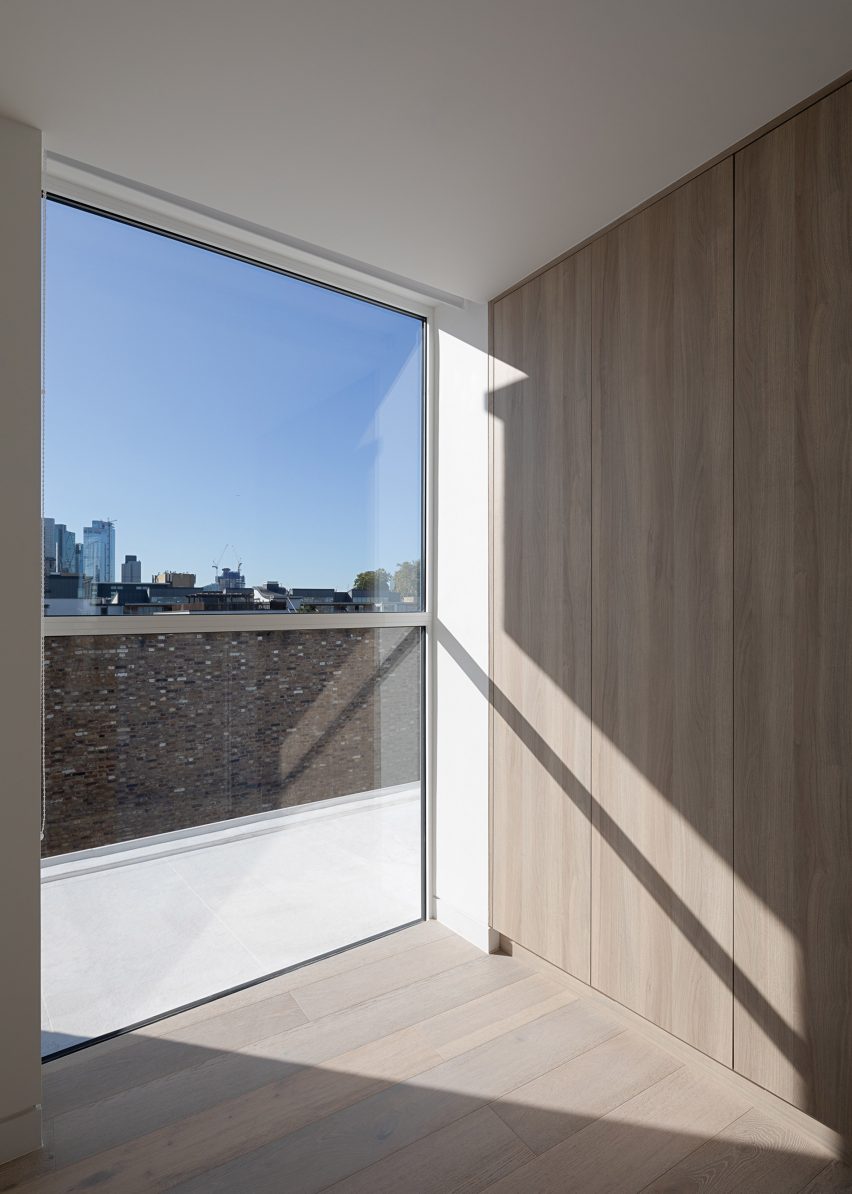 The Paintworks with crumpled paper facade by Droo