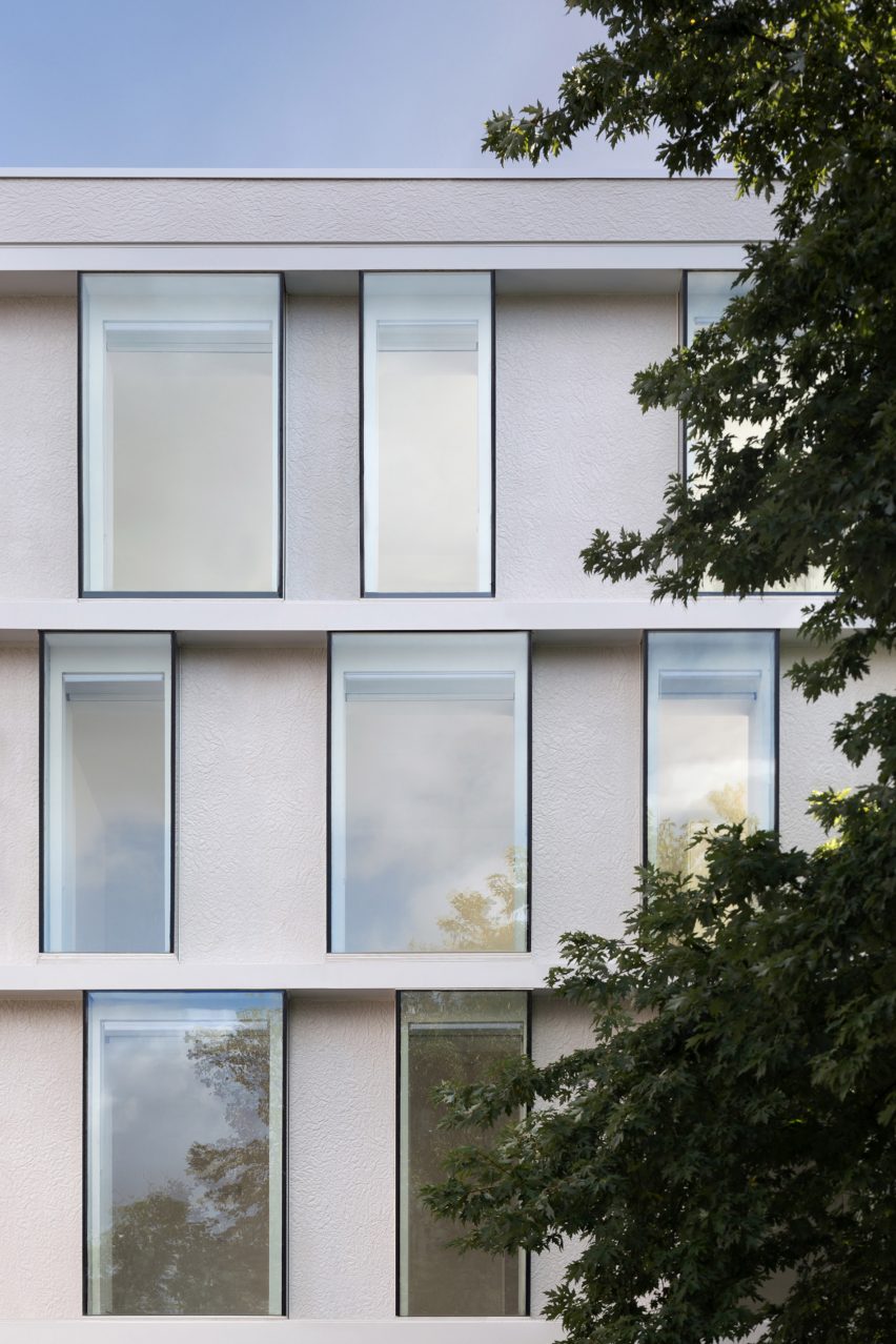 The Paintworks with crumpled paper facade by Droo
