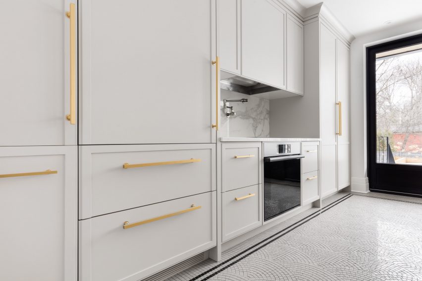 Montreal 1920s Victorian townhouse by Michael Godmer Designer