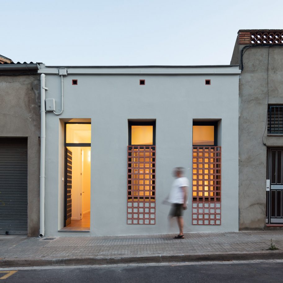 Family house renovation by Hiha Studio
