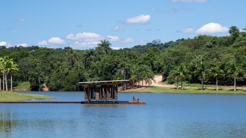 Floating Pavilion by Bruno Rossi