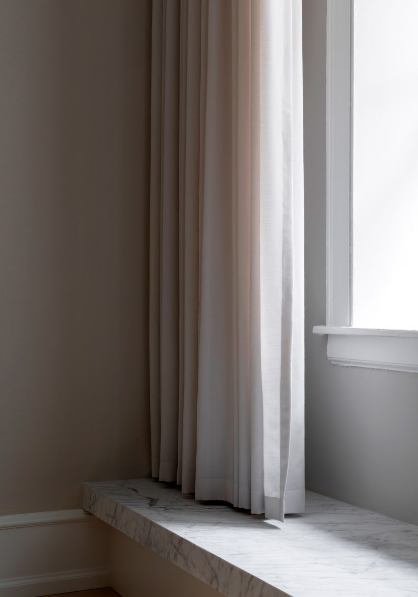 Harklinikken NYC flagship Clinic by Soren Rose Studio