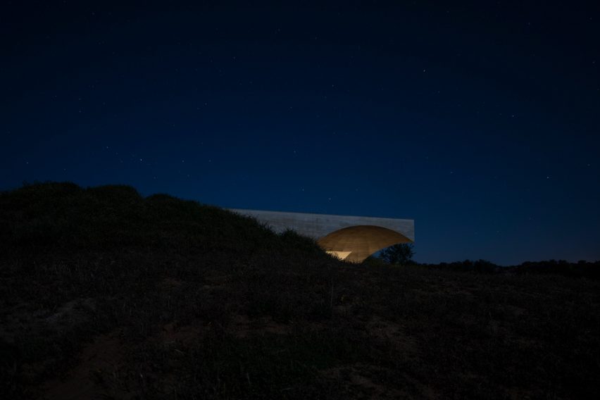 Monsaraz by Aires Mateus