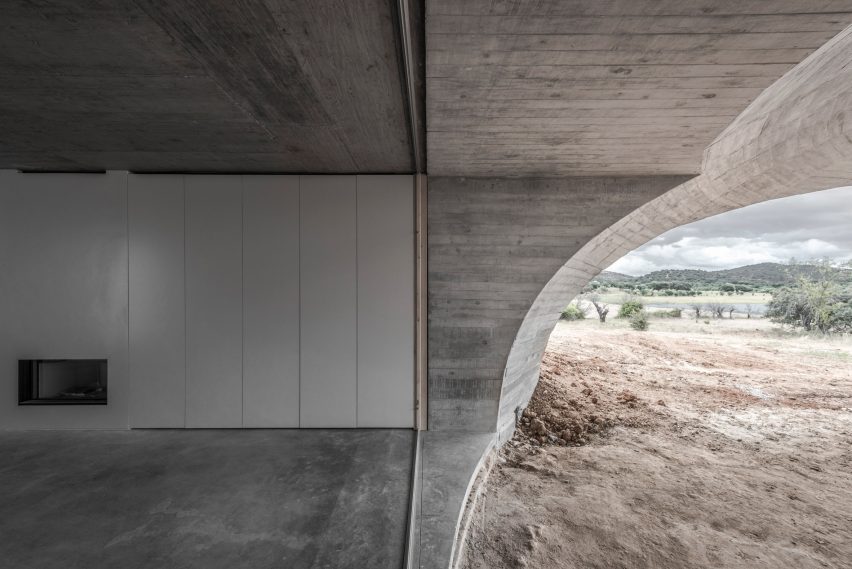 Monsaraz by Aires Mateus