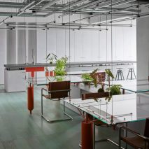 Ideal Gas Lab by Waterform Design