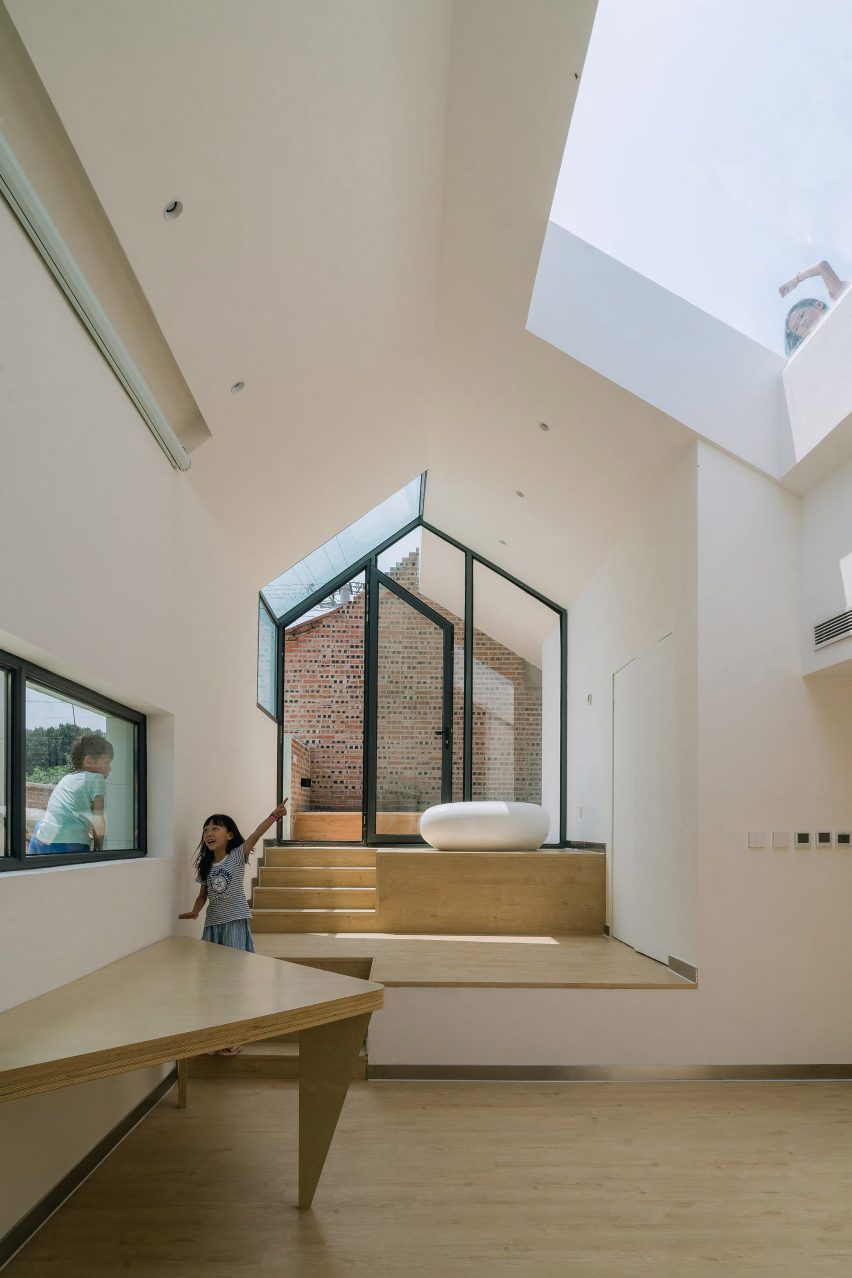 Intertwine House by Wonder Architects