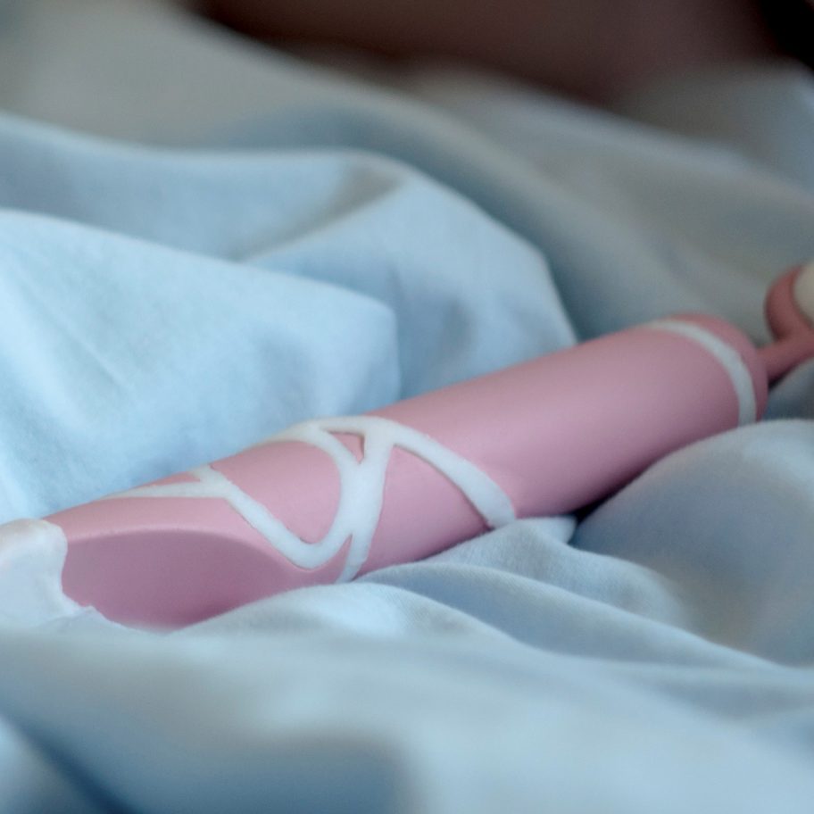 Kamila Rudnicka designs home insemination kit for use as part of sex
