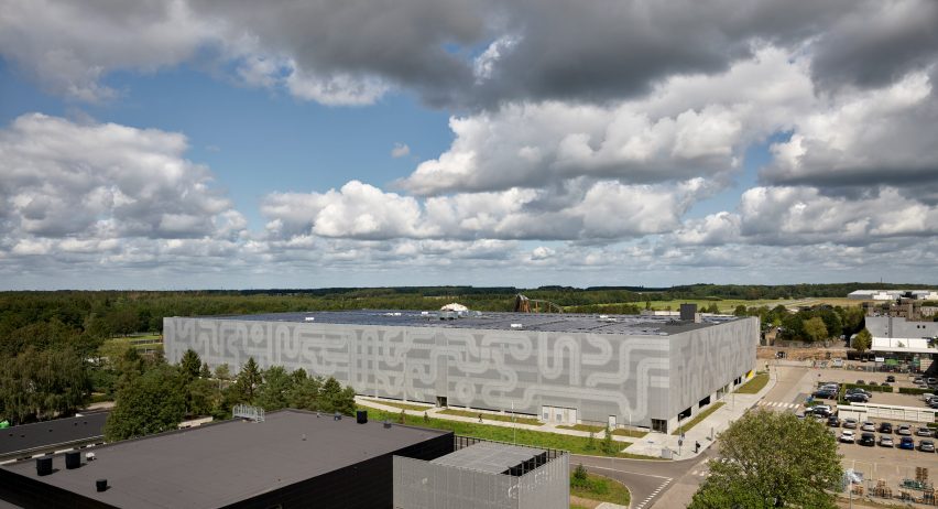 Lego car park in Billund by CEBRA 
