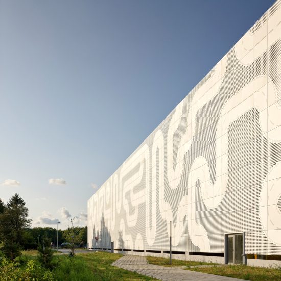 Lego car park in Billund by CEBRA 
