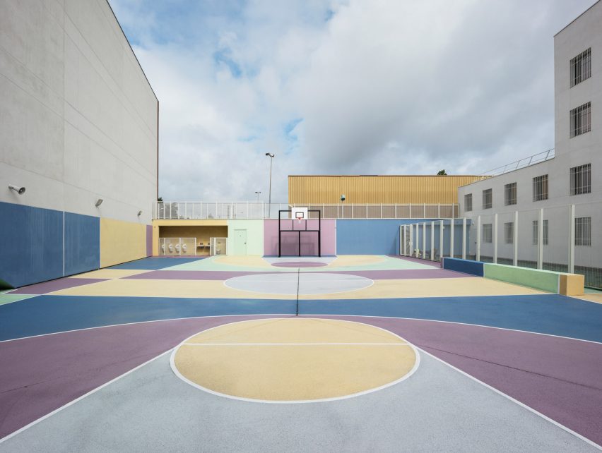Minimum security prison in Nanterre by Local Architecture Network LAN