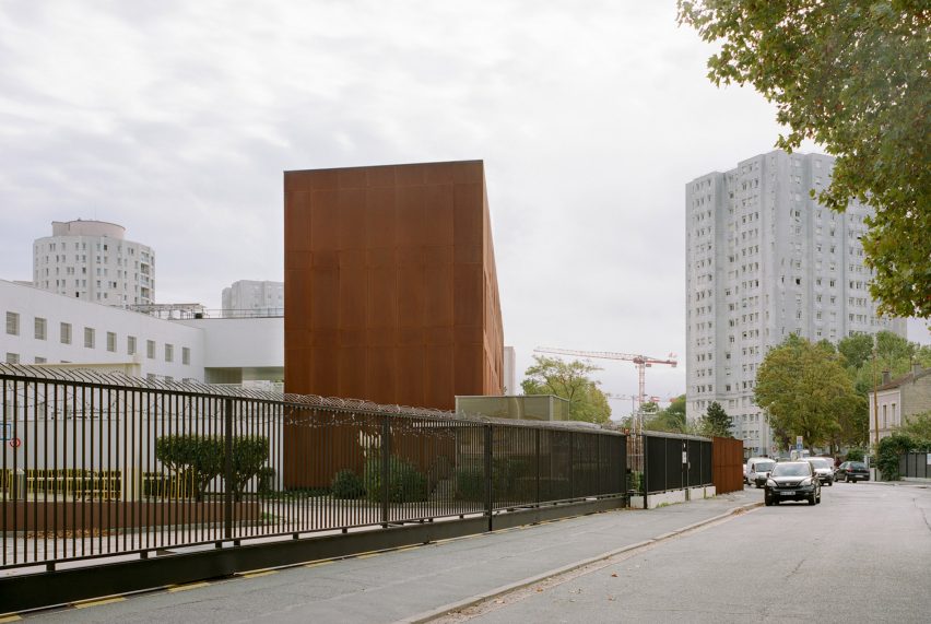 Minimum security prison in Nanterre by Local Architecture Network LAN