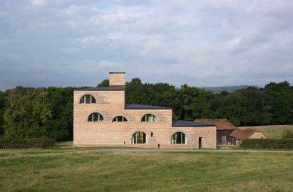 Nithurst Farm by Adam Richards in England, UK