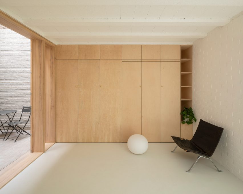 North London House by O'Sullivan Skoufoglou Architects and Cathie Curran