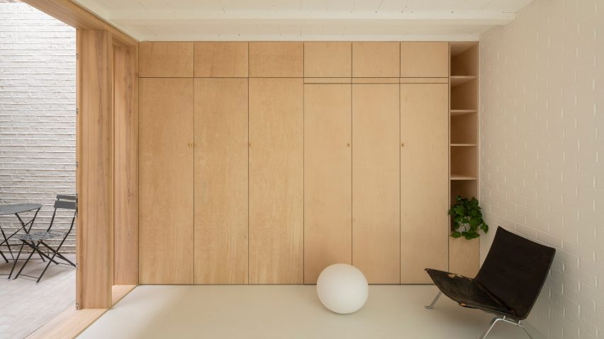 North London House by O'Sullivan Skoufoglou Architects and Cathie Curran