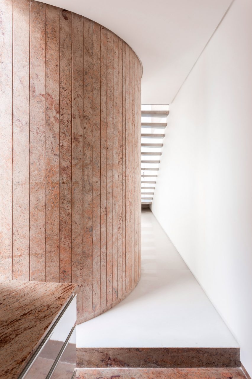 Office 543 by Charged Voids