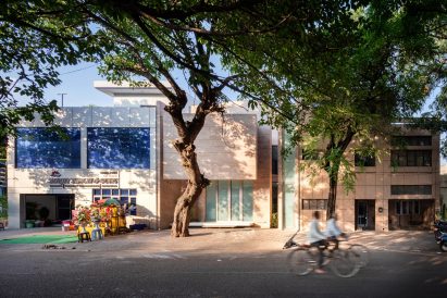 Office 543 by Charged Voids
