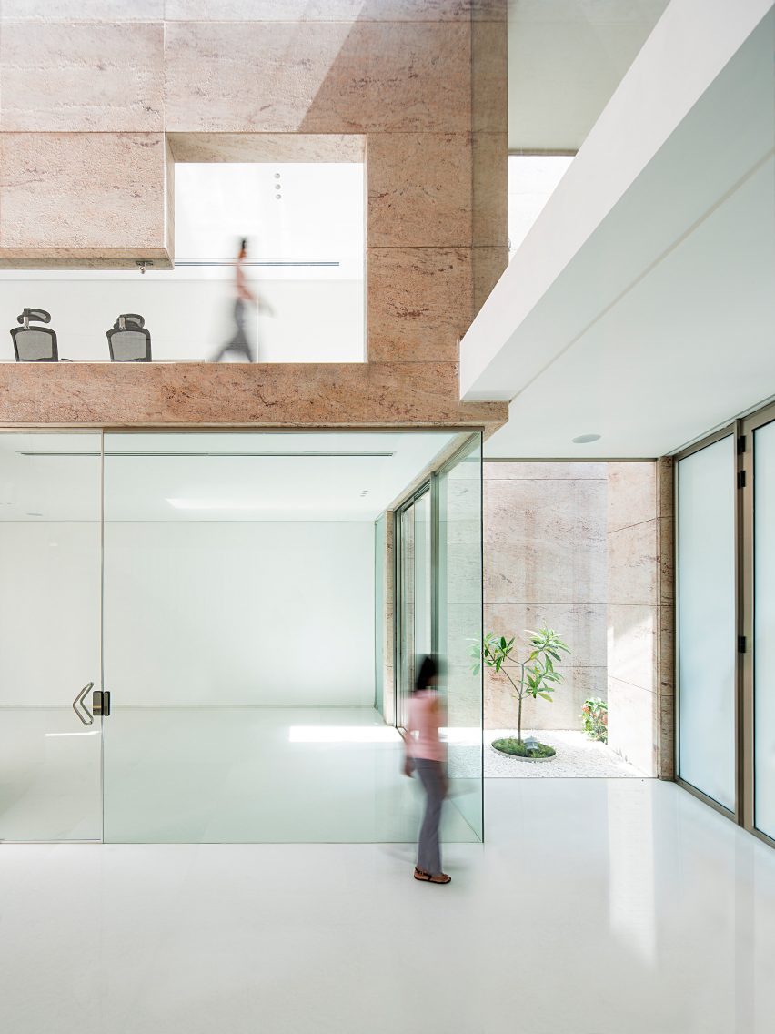 Office 543 by Charged Voids