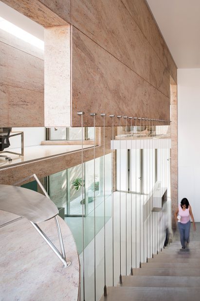 Office 543 by Charged Voids
