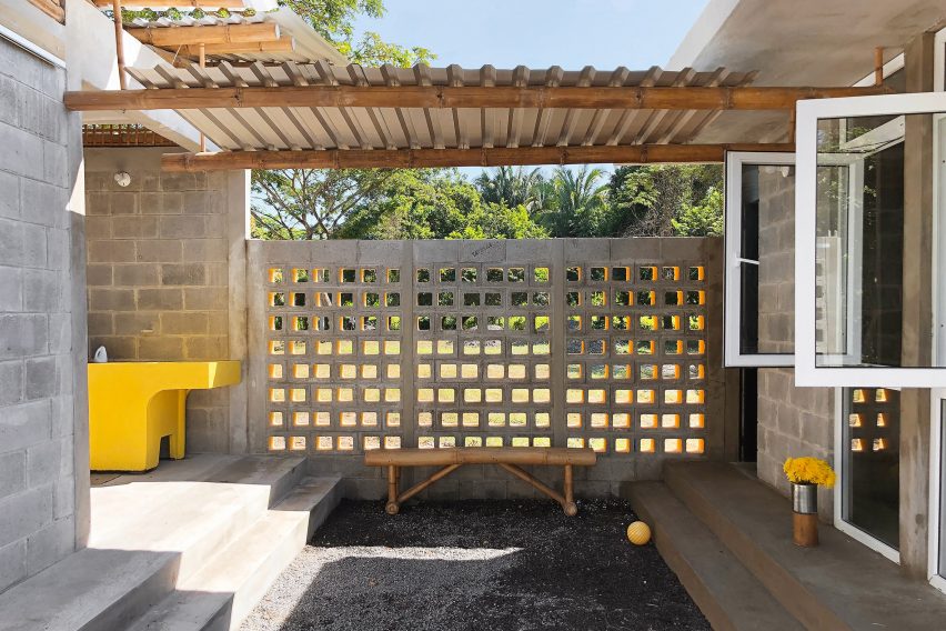 Plan B Guatemala by DEOC Arquitectos