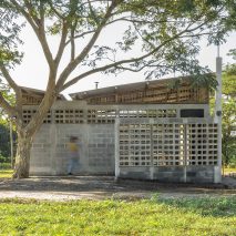 Plan B Guatemala by DEOC Arquitectos