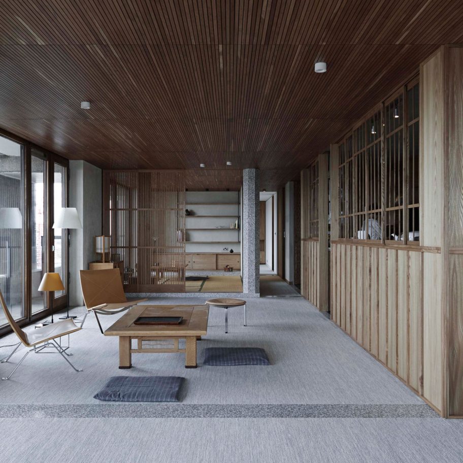 Shakespeare Tower apartment by Takero Shimazaki Architects