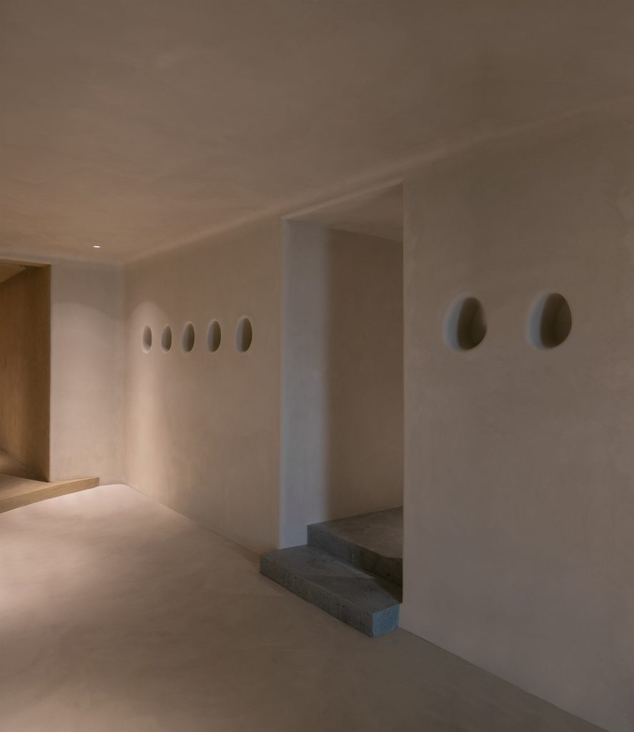 Single Person gallery in Shanghai by Offhand Practice