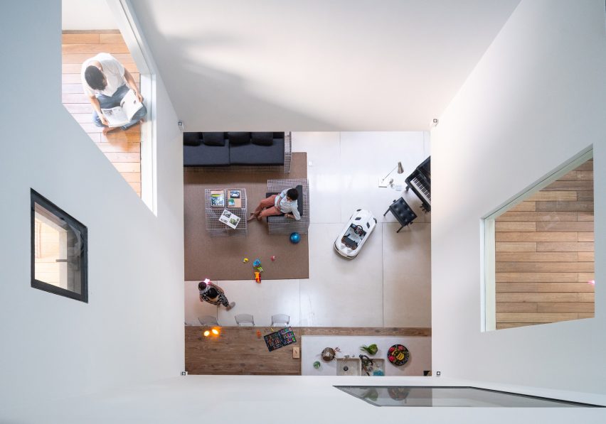 Sky House by MIA Design Studio