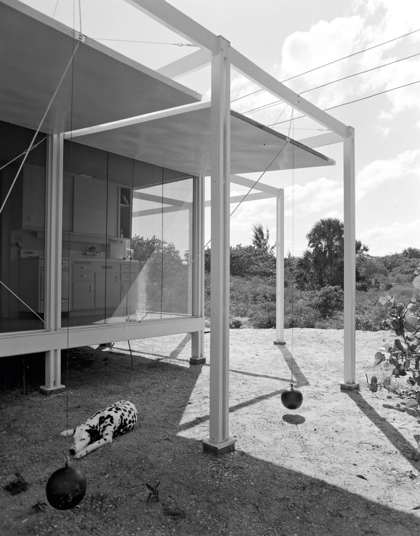 Walker Guest House by Paul Rudolph