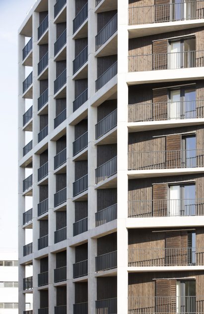 Student housing block by Atelier Villemard et Associés (AVA) in Champs-sur-Marne