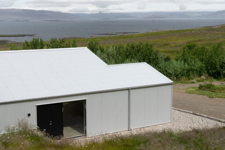Guesthouse Nýp in Iceland by Studio Bua