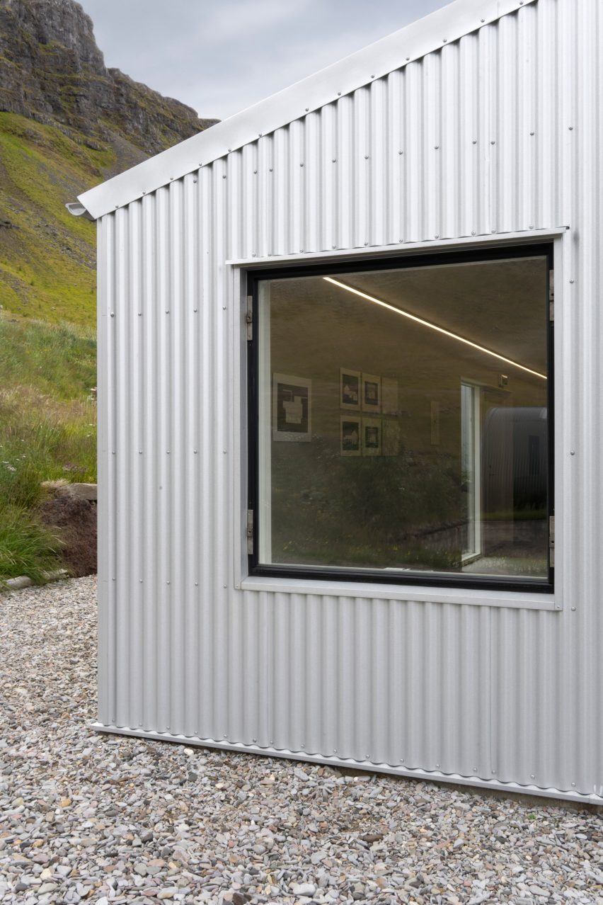 Guesthouse Nýp in Iceland by Studio Bua