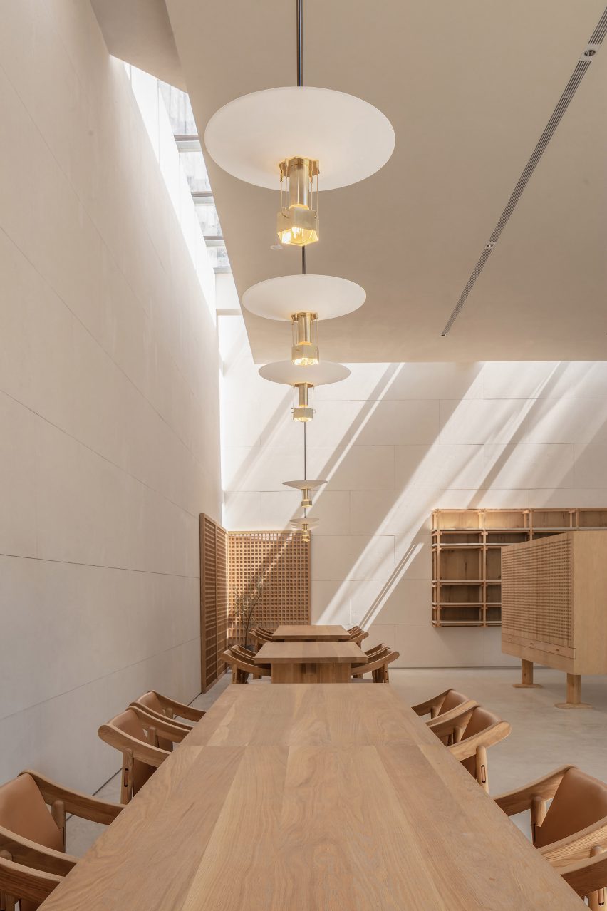 TEA Community Centre by Waterfrom Design dining space