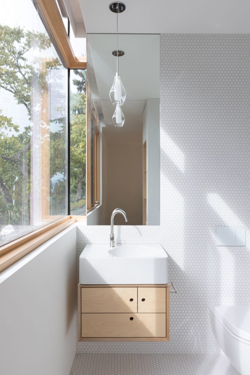 The Brick House by Campos Studio