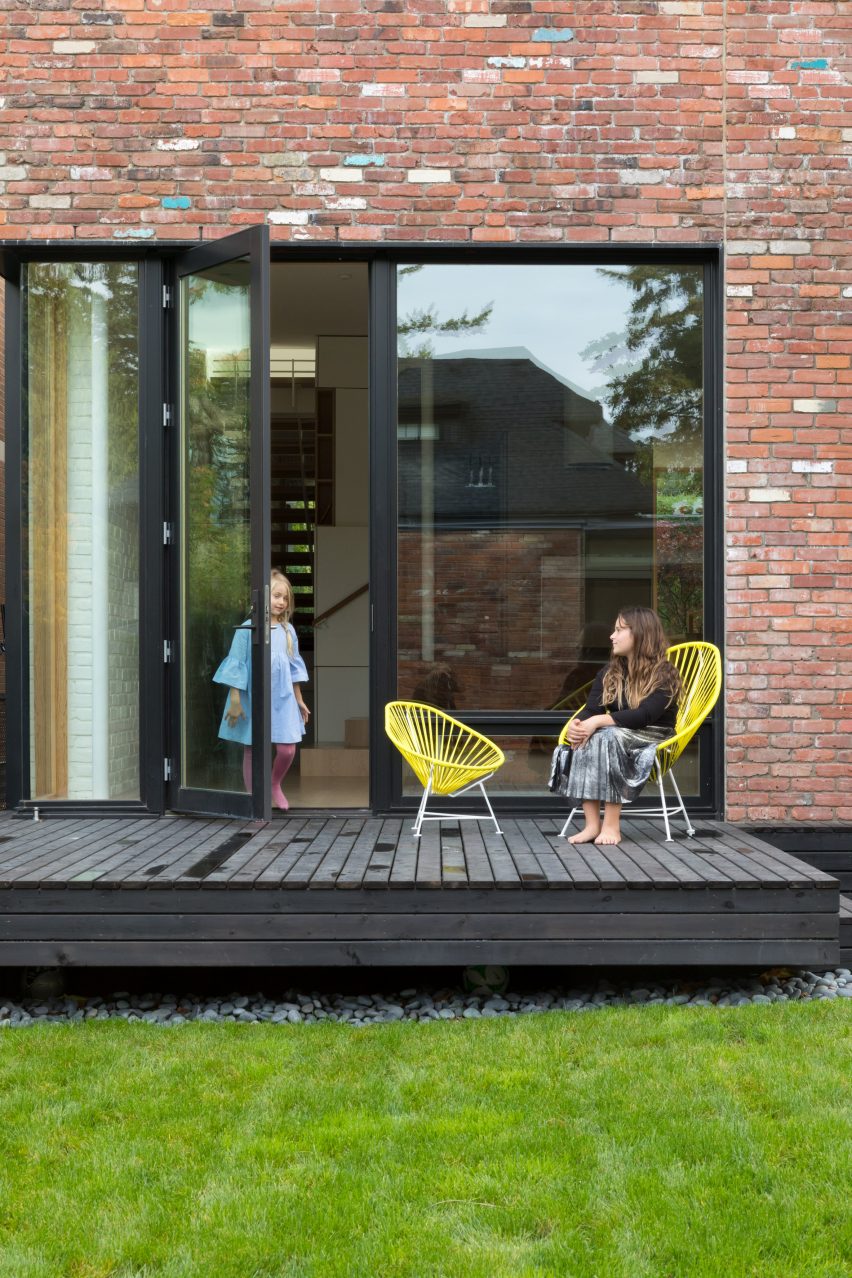 The Brick House by Campos Studio