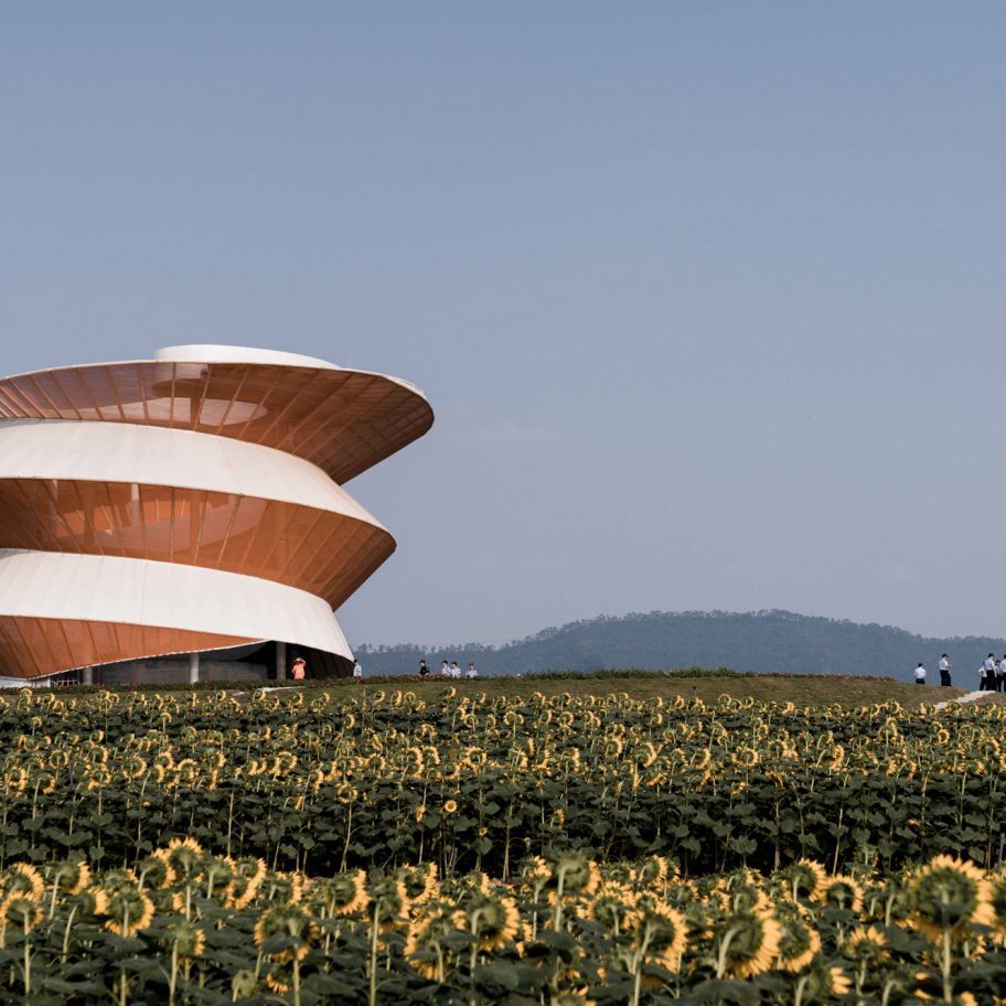 Tower of Spiral by Doarchi