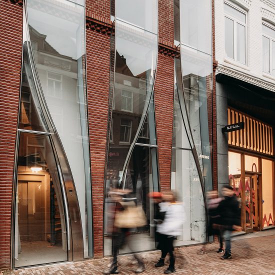 The Looking Glass on P.C. Hooftstraat in Amsterdam by UNStudio 
