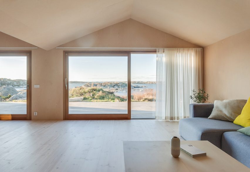 Villa Vassdal by Studio Holmber