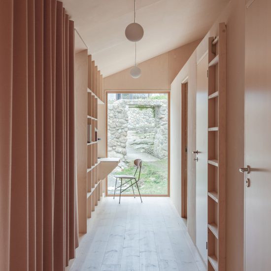 Villa Vassdal by Studio Holmber