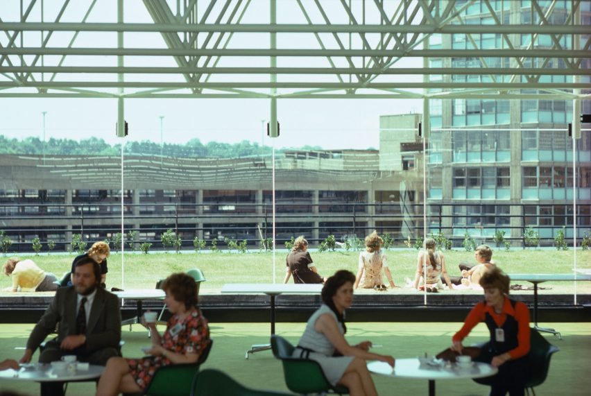 Willis Faber & Dumas building by Foster Associates – Norman Foster and Micheal Hopkins
