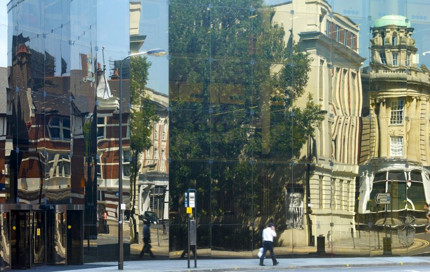 Willis Faber & Dumas building by Foster Associates – Norman Foster and Micheal Hopkins