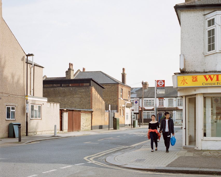 Windsor Road outbuilding house by Russell Jones