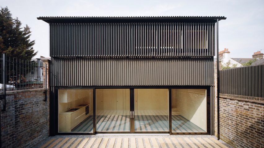 Windsor Road outbuilding house by Russell Jones