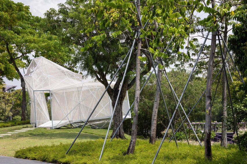 Airmesh Pavilion by AIRLAB in Singapore